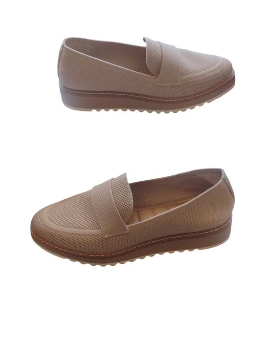 me too Shoes - Women's Casual Barrett Me Too Loafer Beige Sz 7  (1  1/4 Inch Platform Heel)